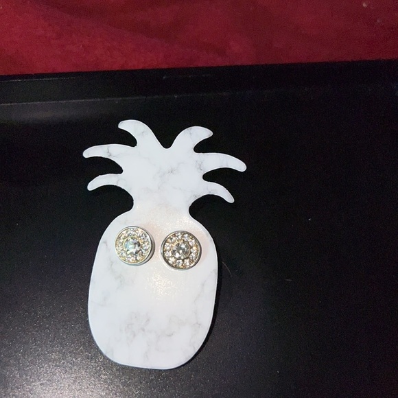 Earrings - Picture 2 of 2